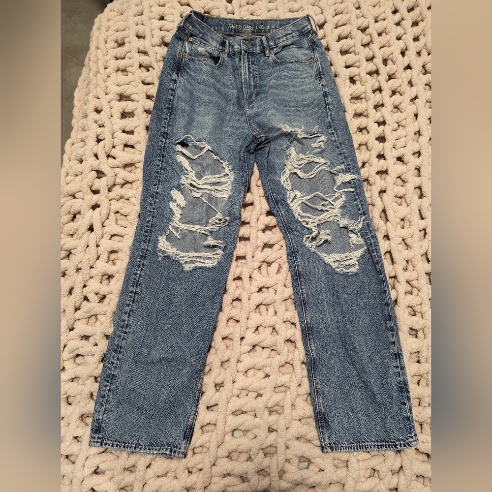 American Eagle Baggy Jeans